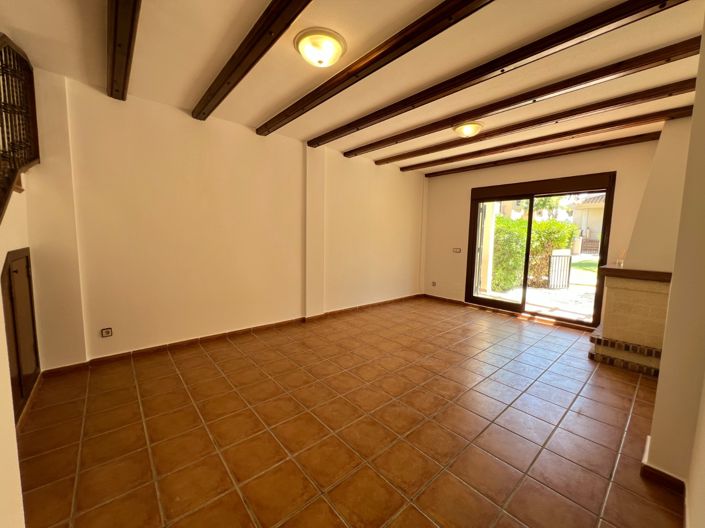 Image No.7-3 Bed Villa for sale