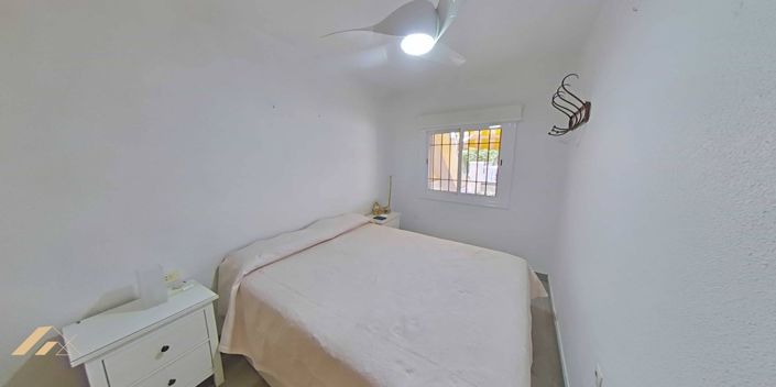 Image No.23-2 Bed Bungalow for sale