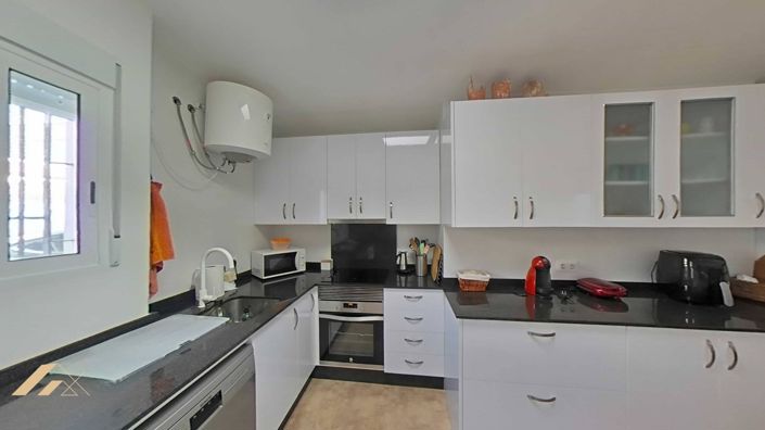 Image No.31-2 Bed Bungalow for sale