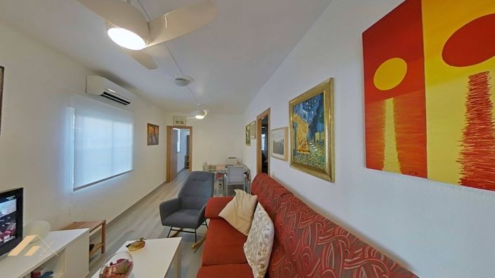 Image No.8-2 Bed House for sale