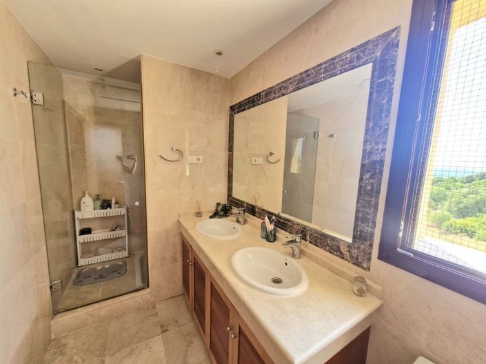 Image No.14-3 Bed Villa for sale