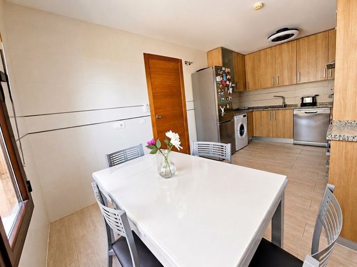 Image No.5-3 Bed Villa for sale