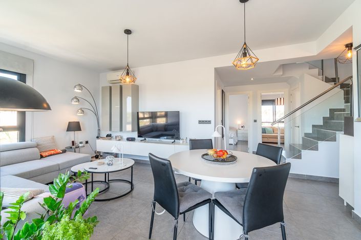 Image No.19-3 Bed Apartment for sale