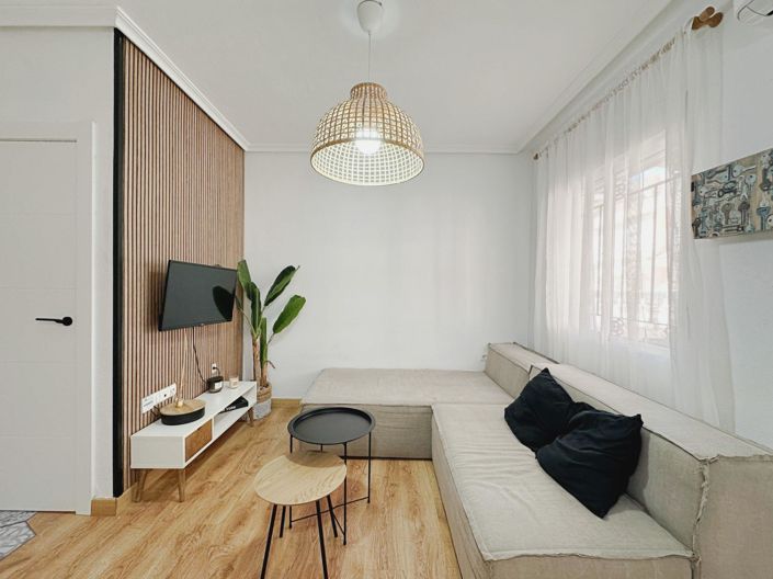 Image No.7-3 Bed House for sale