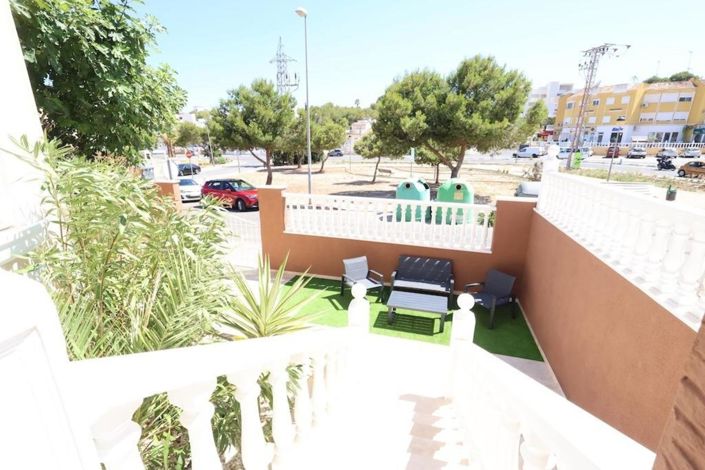 Image No.19-3 Bed Villa for sale