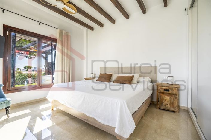 Image No.20-3 Bed Villa for sale