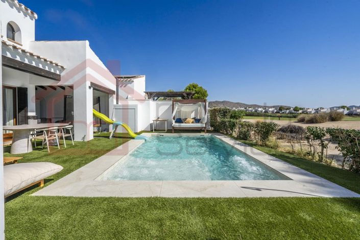 Image No.4-3 Bed Villa for sale