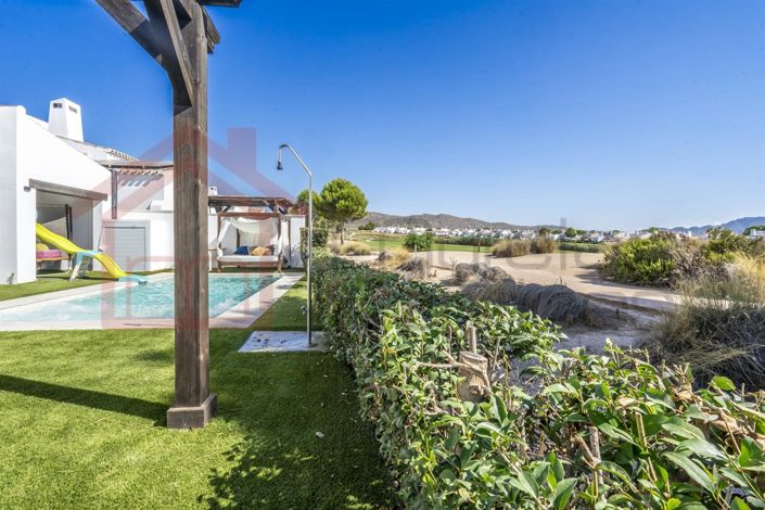 Image No.6-3 Bed Villa for sale