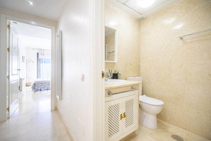 Image No.9-2 Bed Apartment for sale