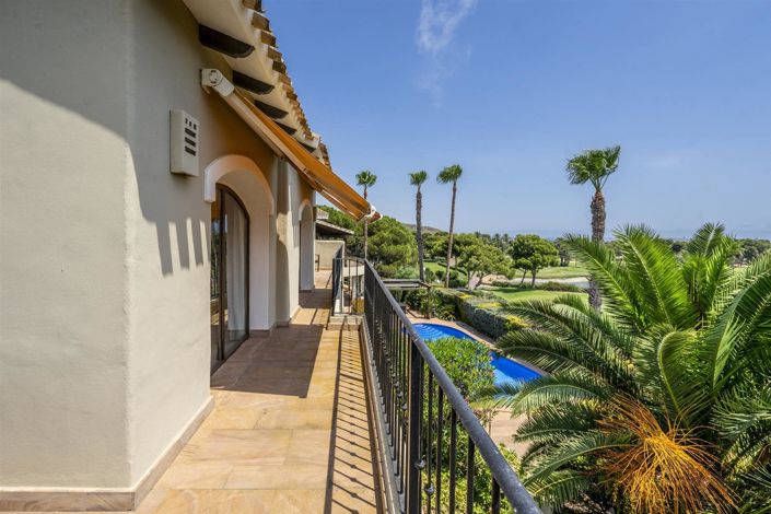Image No.45-4 Bed Villa for sale