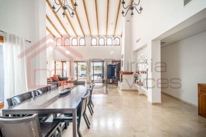 Image No.19-4 Bed Villa for sale