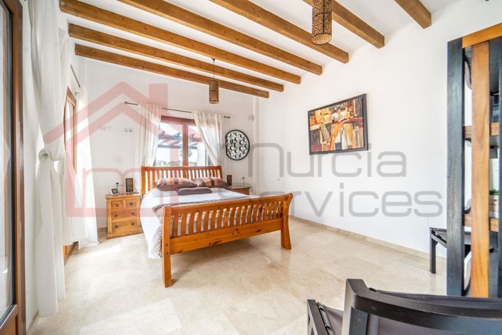 Image No.32-4 Bed Villa for sale