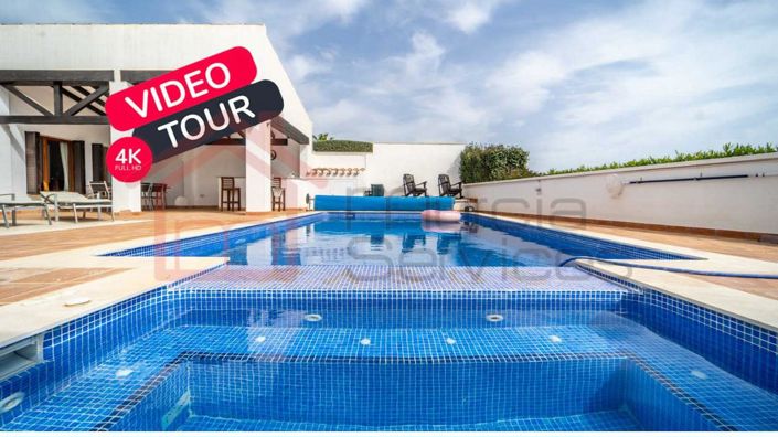 Image No.6-4 Bed Villa for sale