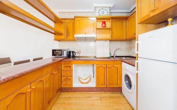 Image No.14-2 Bed House for sale