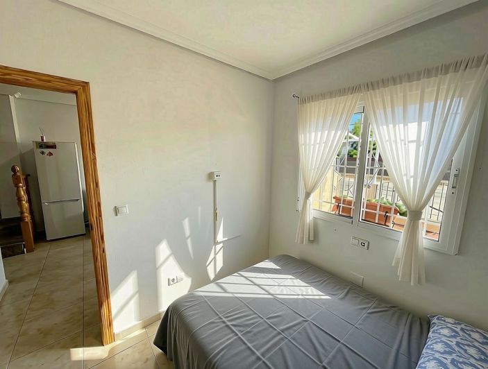 Image No.14-3 Bed Duplex for sale