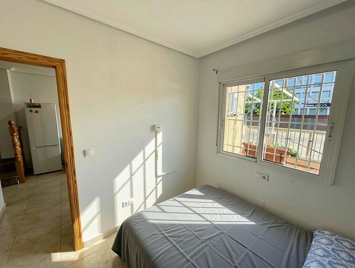 Image No.22-3 Bed Duplex for sale