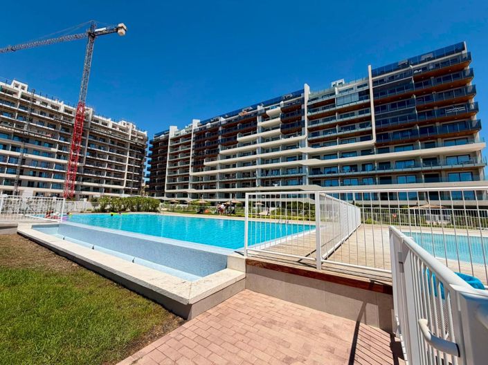 Image No.2-2 Bed Property for sale