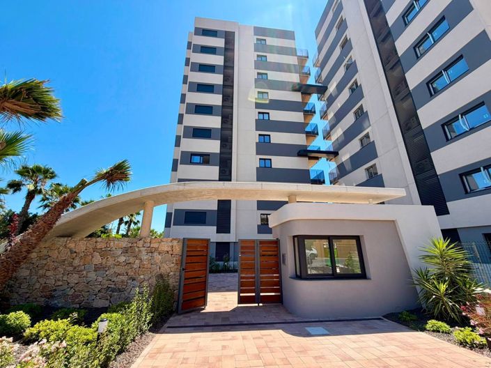 Image No.25-2 Bed House for sale
