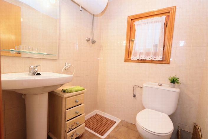 Image No.15-3 Bed Villa for sale