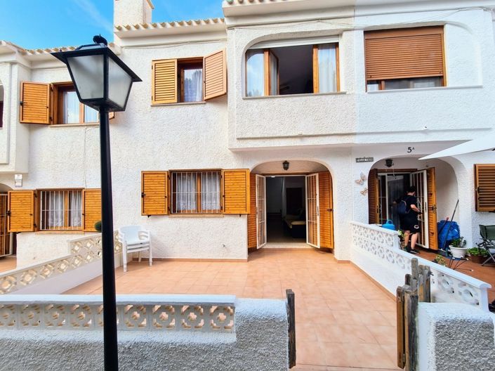Image No.17-3 Bed Villa for sale