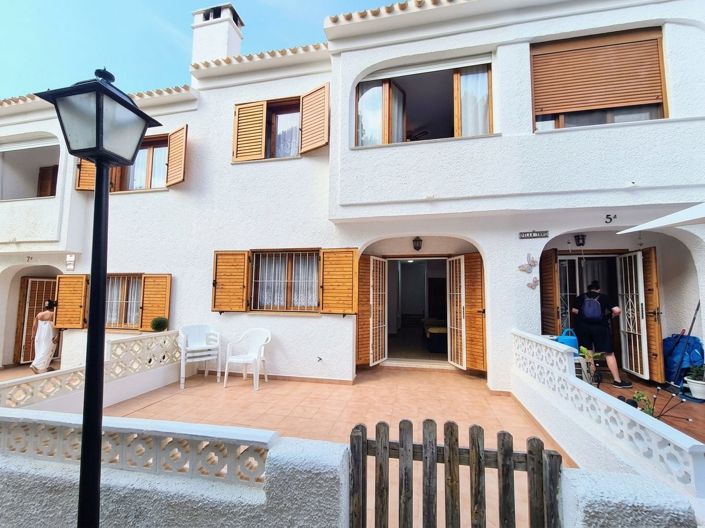 Image No.18-3 Bed Villa for sale