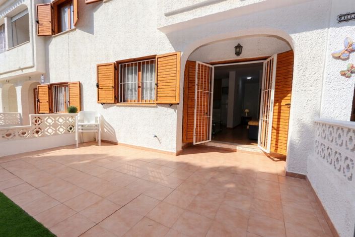 Image No.20-3 Bed Villa for sale