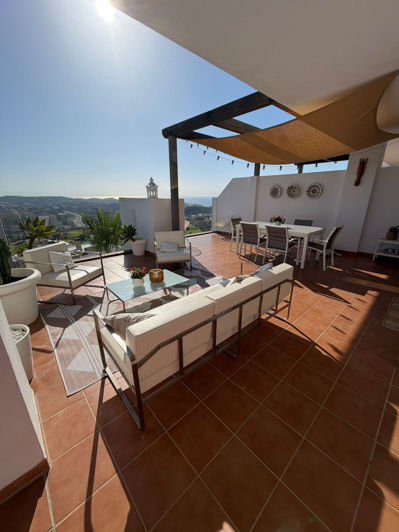 Image No.16-2 Bed Property for sale