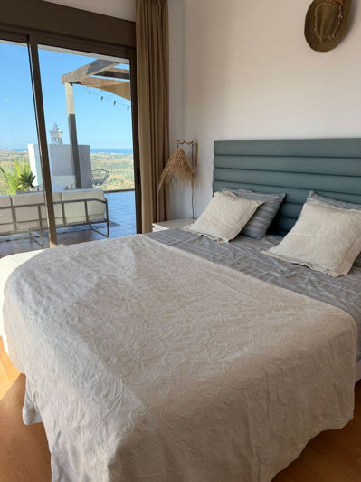 Image No.19-2 Bed Property for sale