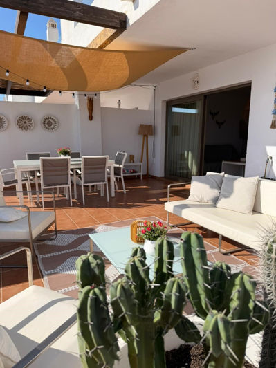 Image No.2-2 Bed Property for sale