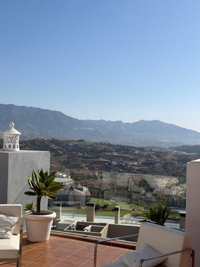 Image No.27-2 Bed Property for sale