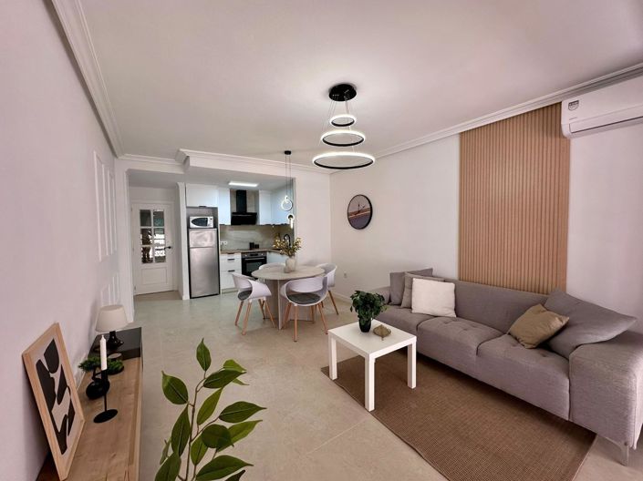 Image No.3-Appartement de 2 chambres à vendre à Torrevieja