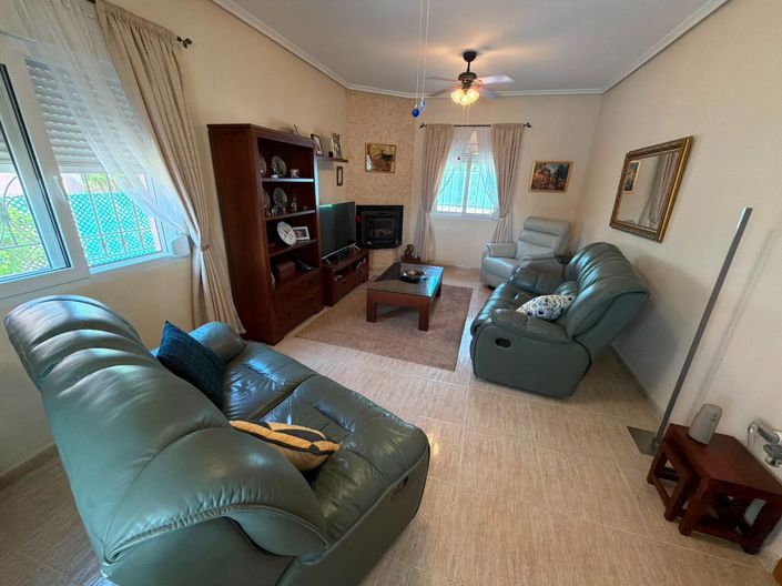 Image No.12-3 Bed Villa for sale