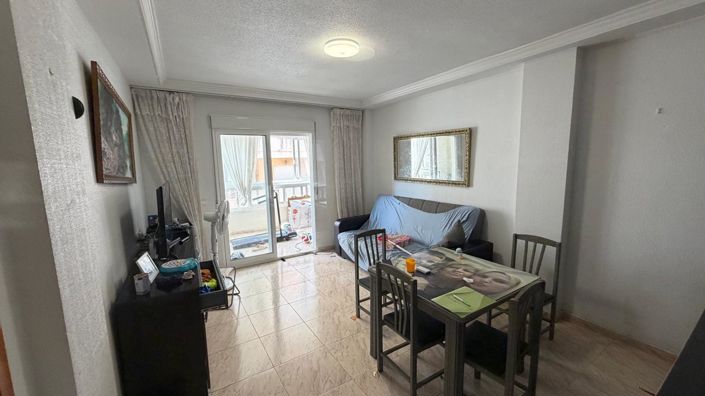 Image No.2-Appartement de 2 chambres à vendre à Torrevieja