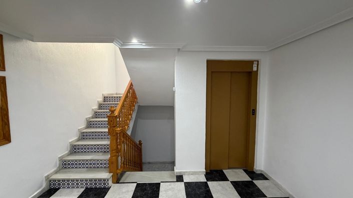 Image No.29-Appartement de 2 chambres à vendre à Torrevieja