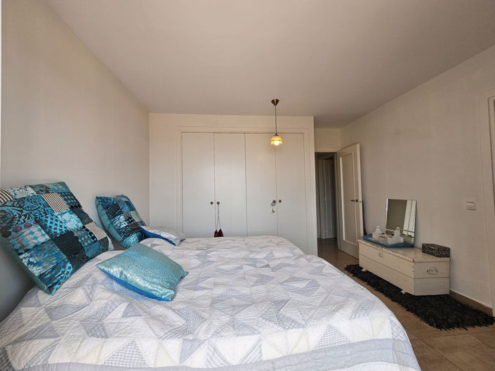 Image No.10-3 Bed Apartment for sale