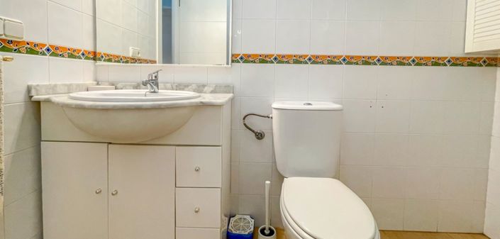 Image No.38-4 Bed Townhouse for sale