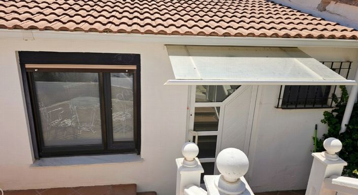 Image No.12-3 Bed Villa for sale