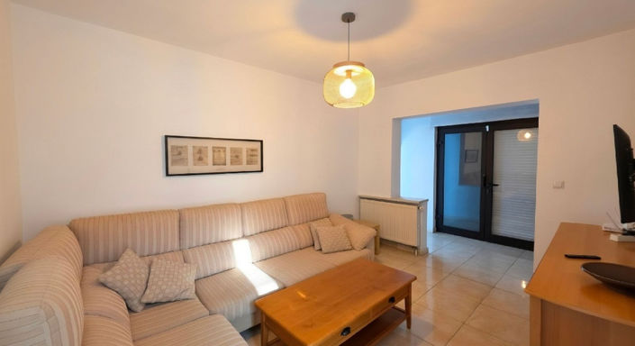 Image No.6-3 Bed House for sale