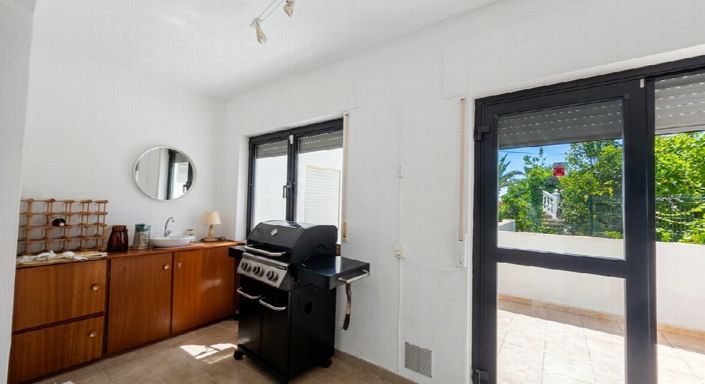 Image No.15-3 Bed Villa for sale