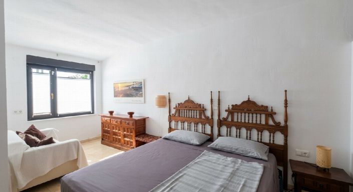 Image No.25-3 Bed Villa for sale