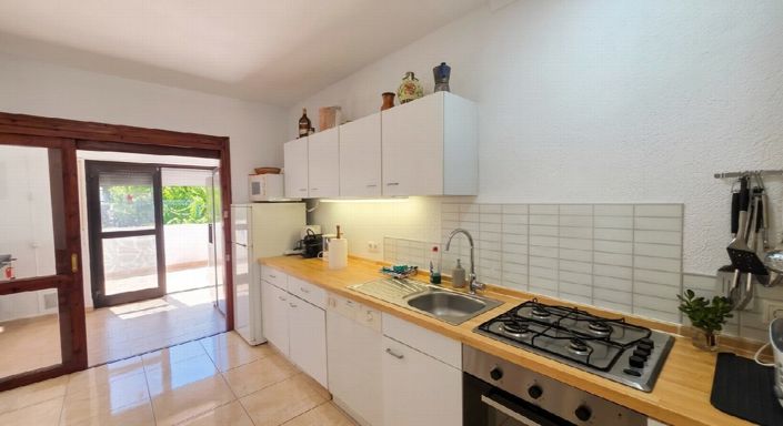 Image No.9-3 Bed Villa for sale