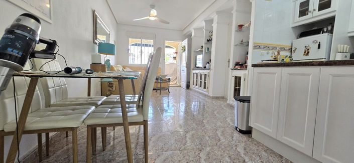 Image No.10-3 Bed House for sale