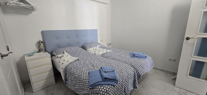 Image No.16-3 Bed House for sale