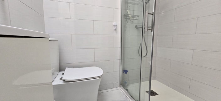 Image No.18-3 Bed House for sale