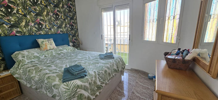 Image No.19-3 Bed House for sale