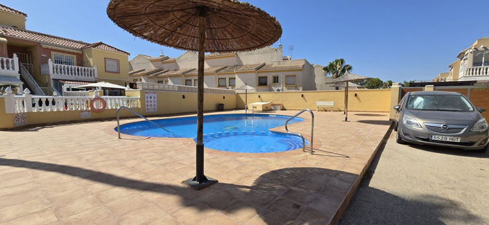 Image No.3-3 Bed House for sale