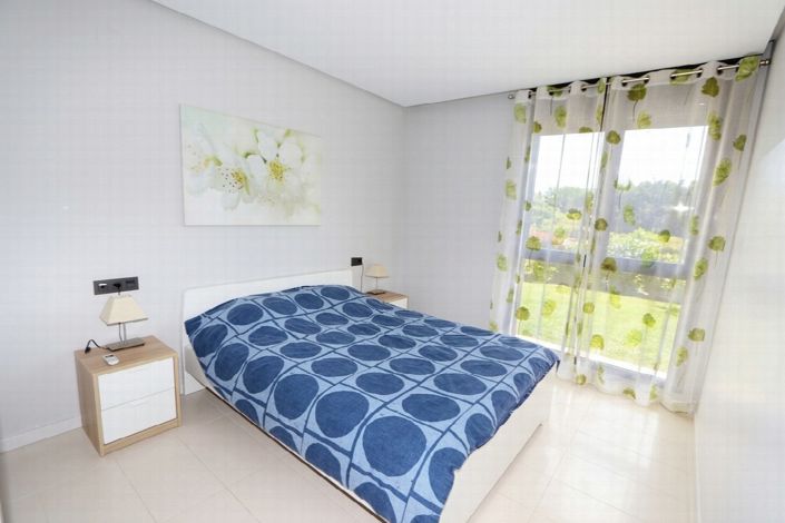 Image No.19-2 Bed Apartment for sale