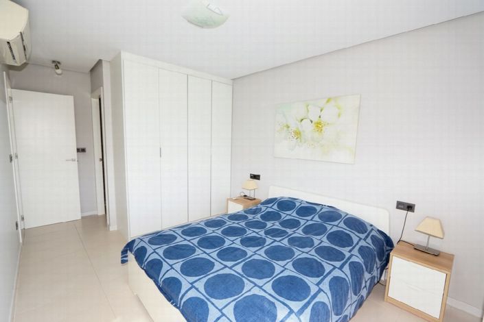Image No.20-2 Bed Apartment for sale