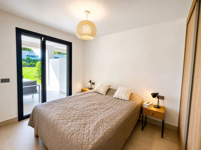 Image No.10-2 Bed Apartment for sale