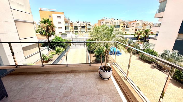 Image No.15-2 Bed House for sale